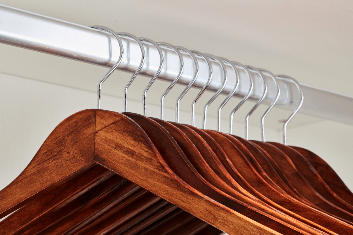 How To Store Hangers When Moving